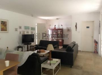 Casa · 1000m² · 5 Quartos · 6 Vagas · Casa a venda  com 5 Quartos e 4 banheiros à Venda, 1000 m²