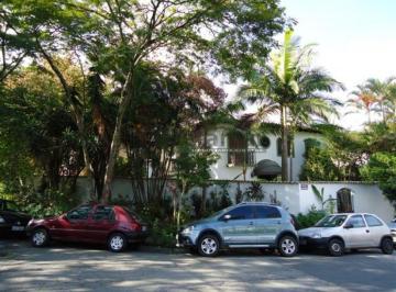 jacinta/antonia · Casa Colonial com 4 Quartos e 4 Vagas no City Butantã