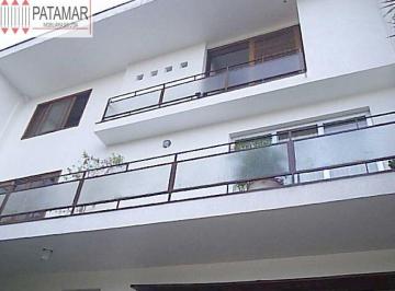 VITORIA · CASA À VENDA COM 4 QUARTOS NO BAIRRO VILA TRAMONTANO