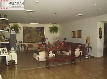 JACINTA · Casa à venda na Vila Inah com 4 dormitórios, 2 suítes e 4 vagas de garagem