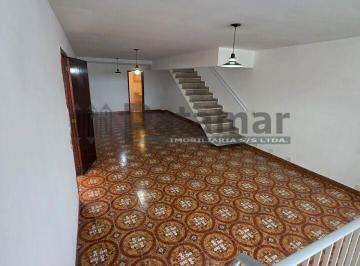 Casa · 345m² · 3 Quartos · 4 Vagas · Rolinópolis local estritamente residencial com 3 dts!