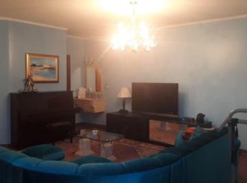 Casa · 300m² · 4 Quartos · 8 Vagas · Excelente Sobrado no Jardim Guapira