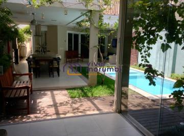 Casa · 442m² · 4 Quartos · 4 Vagas · Casa em condomínio muito bem localizada no bairro da Cidade Jardim, com saída para o bairro e pela M