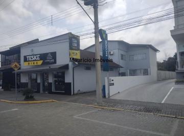 Foto 29 · Prédio com sala comercial e apartamento na Rua Coronel Feddersen, centro da cidade de Taió. Área con