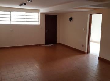 Casa · 250m² · 3 Quartos · 2 Vagas · LINDA CASA ASSOBRADADA! ÓTIMA LOCALIZAÇÃO!