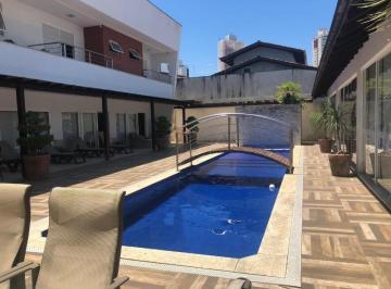 Foto 01 · MARAVILHOSA CASA AMPLA COM PISCINA E CHURRASQUEIRA.