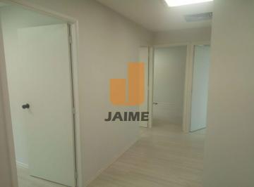Comercial · 90m² · 4 Quartos · 2 Vagas · Conjunto comercial, excelente localização, com garagem e ar condicionado