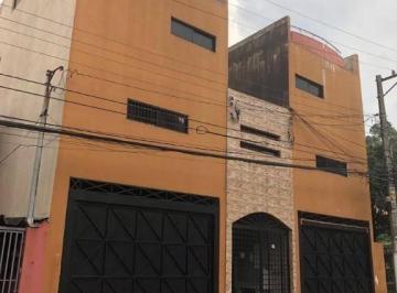 cfad45aba170dcbf22a6a81e976f3e0112d2e895 · terreno com 11 casas construídas