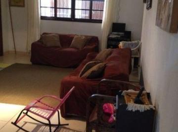 Casa · 100m² · 3 Quartos · 2 Vagas · Sobrado no Jardim Ubirajara.