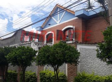 69e4dd95d8b2b212a8cdef2625fa86af.jpg · Sobrado de 280m² com 3 quartos