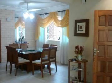 Casa de 4 quartos, Santos · Sobrado com 04 suites e 02 vagas - Próximo à Ana Costa e ao VLT.