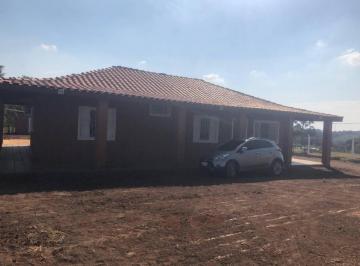 Rural · 220m² · 3 Quartos · 7 Vagas · Excelente sítio, totalmente plano com ótima casa com piscina. Localização privilegiada!!