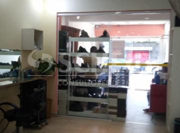 Comercial · 97m² · Excelente Ponto Comercial à Venda 97m² de Área Construída em Localização Estratégica