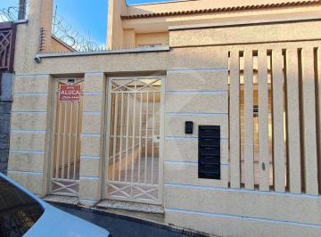 Casa · 40m² · 1 Quarto · Casa com 1 quarto, cozinha, banheiro e área de serviço.