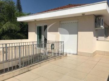 Casa · 700m² · 4 Quartos · 6 Vagas · Casa de rua pública á venda!!