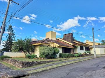 Casa · 219m² · 4 Quartos · 3 Vagas · Linda casa no Parque do Sol