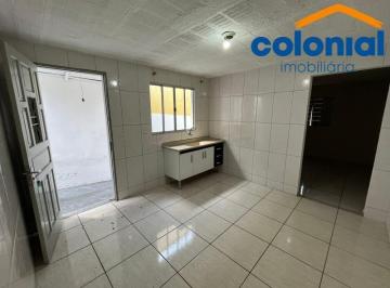 Foto 01 · Aluguel de Casa de Fundos de 1 Quarto no Jardim do Lago em Jundiaí-SP: 25m² e Banheiro Privativo!