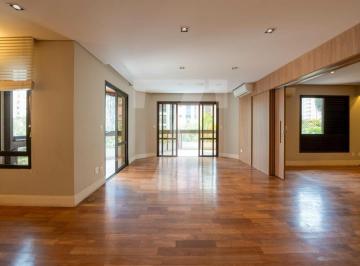 Apartamento · 216m² · 4 Quartos · 3 Vagas · Apartamento reformado à venda em Moema