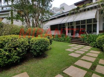 887378621b6018b1f1944a872d0658d8.jpg · Cond. fechado de 350m² com 3 quartos