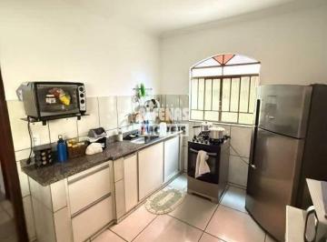 Casa · 650m² · EXCELENTE CASA - 3 QUARTOS - BAIRRO CHÁCARAS - CONTAGEM - MG