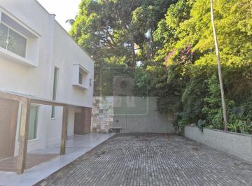 20260602173300912.jpg · CASA COM 6 QUARTOS E 3 SUITES!