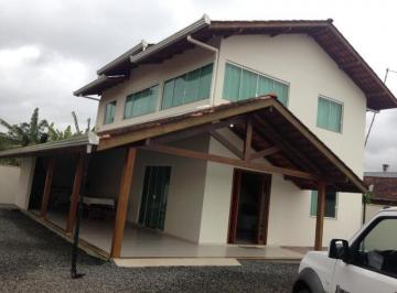 Foto 01 · Residencia com piscina em São Francisco do Sul, bairro Vila da Glória, próximo 50 metros da praia, p