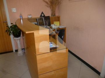 Comercial · 94m² · 2 Vagas · Conjunto comercial na Santa Cecília