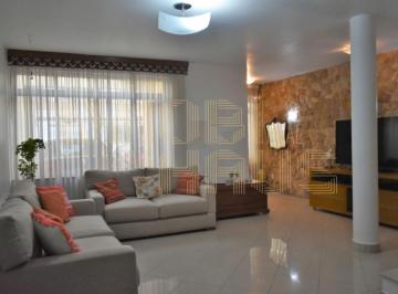 Casa · 120m² · 4 Quartos · 3 Vagas · Casa à venda no Jardim Internacional - 4 quartos