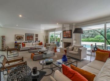 Casa · 900m² · 5 Quartos · 6 Vagas · Casa em condomínio fechado no Morumbi