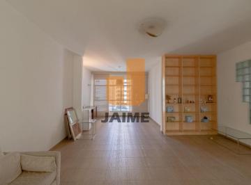Apartamento · 246m² · 3 Quartos · 1 Vaga · Apartamento padrão com 3 dormitórios sendo 1 suie e 1 vaga.
