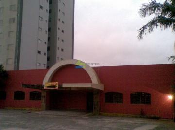 Comercial · 500m² · 40 Vagas · Sala comercial em excelente localização