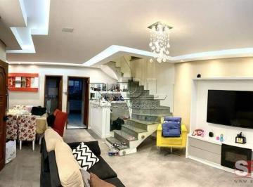 Casa · 231m² · 5 Quartos · 4 Vagas · QUER MORAR EM UM BAIRRO TOTALMENTE RESIDENCIAL E TRANQUILO!
