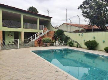 22 Piscina · Venda de CASA em Sorocaba-SP, bairro Leopoldina