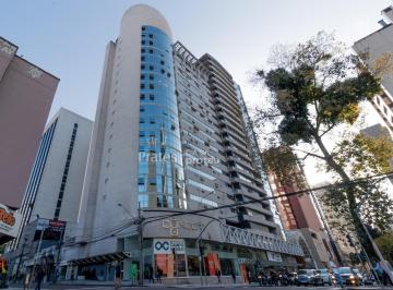 Fachada · Comercial para aluguel - no Centro