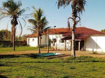 8 Área externa (2) · CASA, 4 Dormitório(s) Bairro Barreirinho
