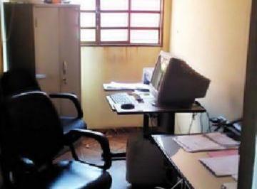 Escritório do Salão Comercial · CASA,3 Dormitorio(s) bairro Maria Eugênia