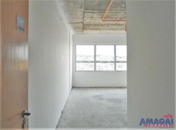 118743_iV08G7Vb3yZ4n90kJ1_1187435a745b86655f4.jpg · Sala comercial a venda