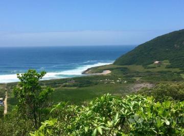 Terreno · 1060m² · Oportunidade | Terreno com Vista para o Mar a Poucos Passos da Praia do Silveira - Garopaba