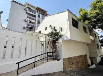 Comercial · 460m² · 3 Vagas · Excelente casa comercial de esquina entre as ruas Marcelo Gama e Marquês do Pombal