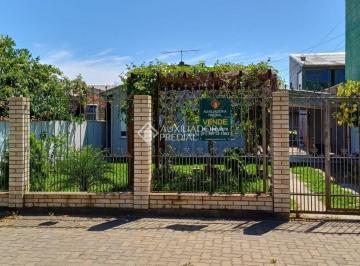 Casa · 80m² · 3 Quartos · Excelente imóvel, com três dormitórios,
