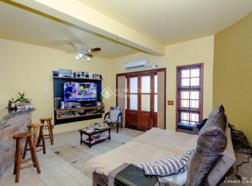 272066_i57h17V8172I3U7925_272066685e820922559.jpg · Excelente Casa com 3 dormitórios,1 suíte no bairro Partenon!