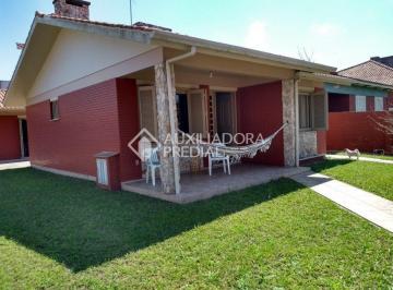274436_ih3612dC6g8Vt_2744365bb7c41eabe93.jpg · Casa com amplo pátio, perfeita para uma família grande!