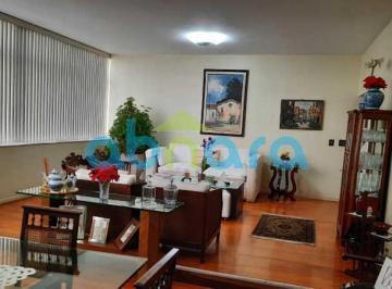 Apartamento · 230m² · 4 Quartos · 1 Vaga · Magnifico 4 quartos com vaga escriturada, posto 6 a poucos metros da praia...
