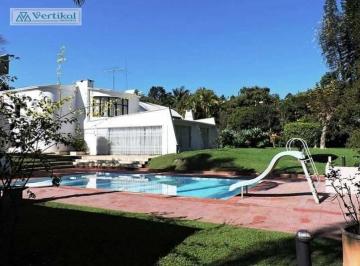 0b522c6bb8e3004028f3e77a44a011c60603a47d · Casa à venda Cond. Jardim Colonial na Granja Viana