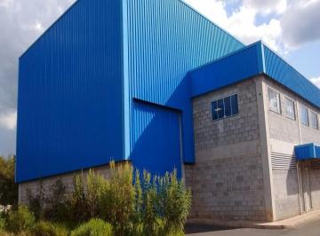 Comercial · 2092m² · 10 Vagas · Galpão Industrial de Alto Padrão no Centro de Bom Jesus dos Perdões-SP: 10 Salas, 8 Banheiros, 10 Va