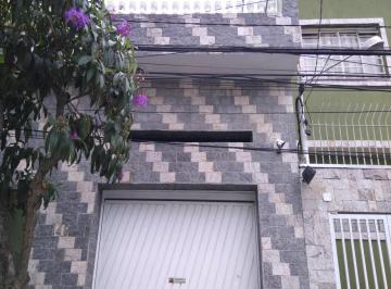 Casa · 134m² · 2 Quartos · 1 Vaga · CASA NA GUILHERMINA COM 2 SUITES, CHURRASQUEIRA E 1 VAGA!