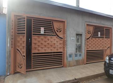 2017/09/58141981.jpg · 3 casas no mesmo terreno, boa para investimento