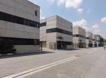 Vista Lateral · Galpão industrial em condomínio de alto padrão em Osasco-SP, bairro Quitaúna! 3 salas, 6 banheiros,
