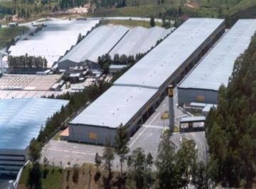 Vista Aérea · Galpão industrial de 1.761m² em condomínio para locação em Itapevi-SP, no bairro Itaqui.