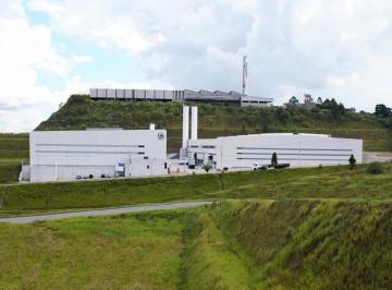 Vista Frontal · Galpão Industrial em Condomínio para Locação em Jandira-SP, Bairro Jardim Alvorada: 4 Vagas de Garag
